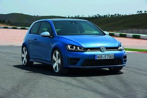 Volkswagen Golf R порадует любителей быстрой езды и гонок