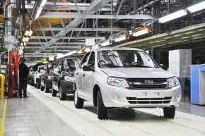 Автомобильные заводы России останавливают производство