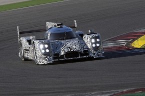 Команда Porsche закончила испытания своего гибридного спорткара