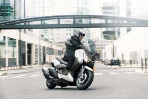    Yamaha X-Max 400