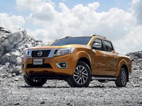  Nissan Navara  