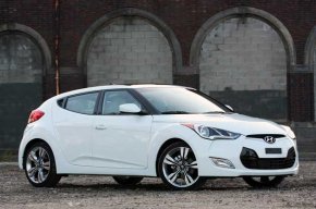  Hyundai      Veloster