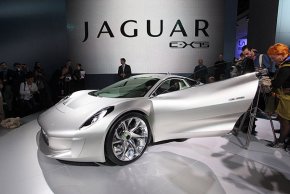 Ожидается появление новой версии модели Jaguar F-Type