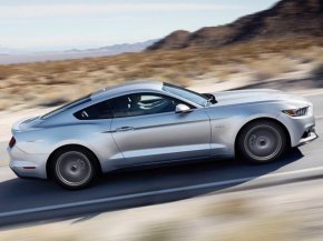 Новый Ford Mustang приедет в Россию в 2015 году