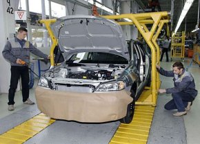  Производство машин на Украине снизилось почти вдвое