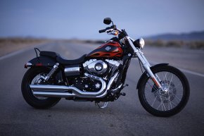 Мотоцикл Harley-Davidson Dyna Wide Glide