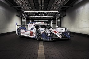 Toyota   TS040 Hybrid      