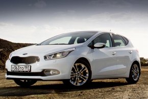   KIA ceed   