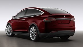  Tesla Model X 