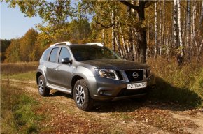  Nissan Terrano 2015